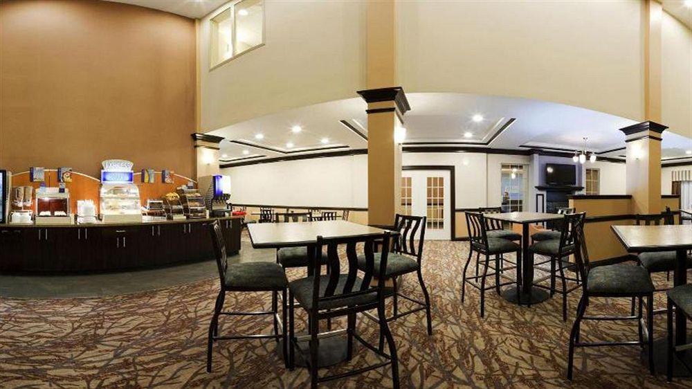 Holiday Inn Express Hotel & Suites Hamburg By Ihg Екстер'єр фото